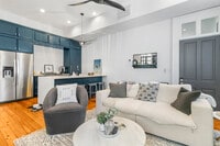 Building Photo - 19 Smith St