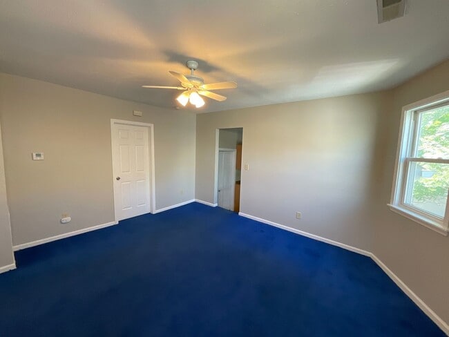 Building Photo - 3449 Erin Ave