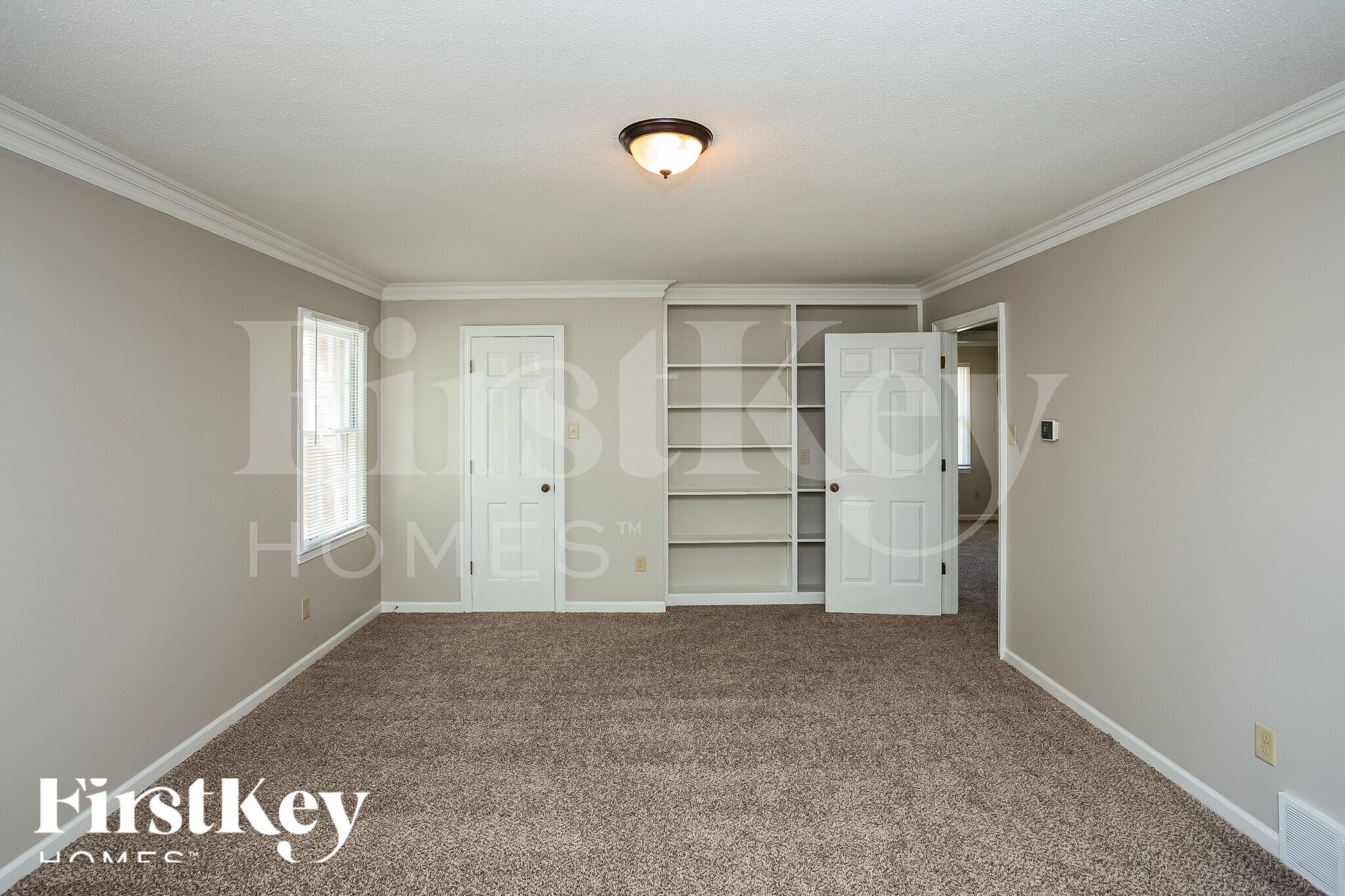 Building Photo - 6991 Dashwood Dr