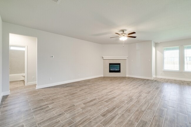 Building Photo - 1216 Blanco Trl