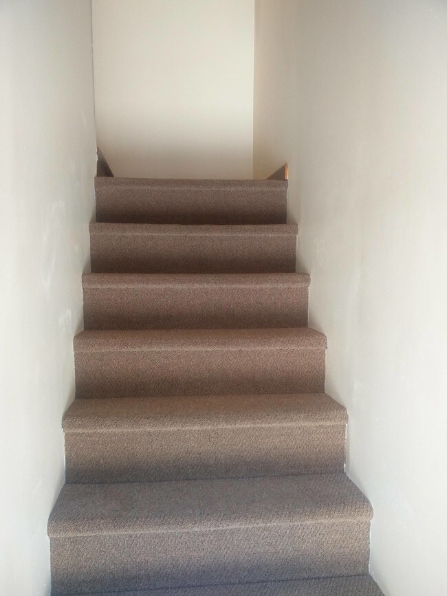 Building Photo - 937 Prospect St