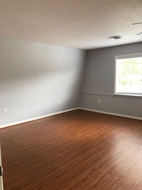 Building Photo - 106 Kirby Cir