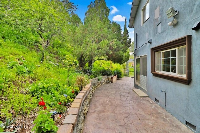 Building Photo - 5141 Elvira Rd