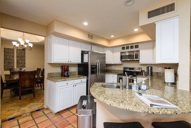 Building Photo - 16025 N 58th Pl