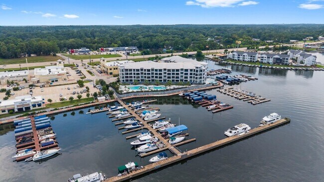 Building Photo - 15260 TX-105