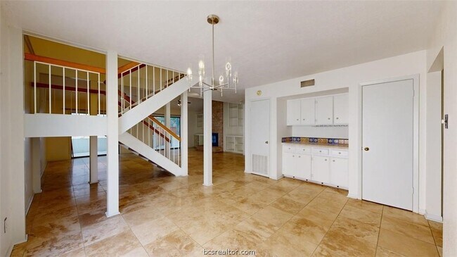 Building Photo - 3004 Gleneagles Ct