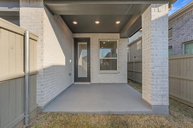 Building Photo - 2009 Daniel Dr