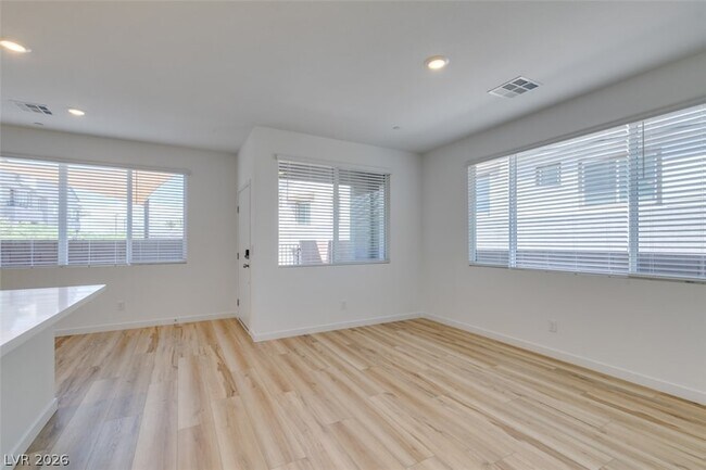 Building Photo - 1031 Valeria Rdg Ln
