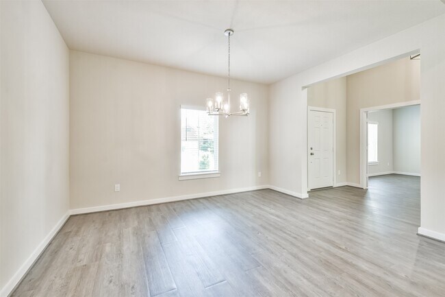 Building Photo - 118 Prairie Dawn Cir