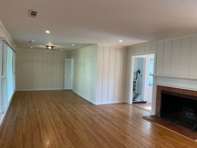 Building Photo - Lafayette home, great location!