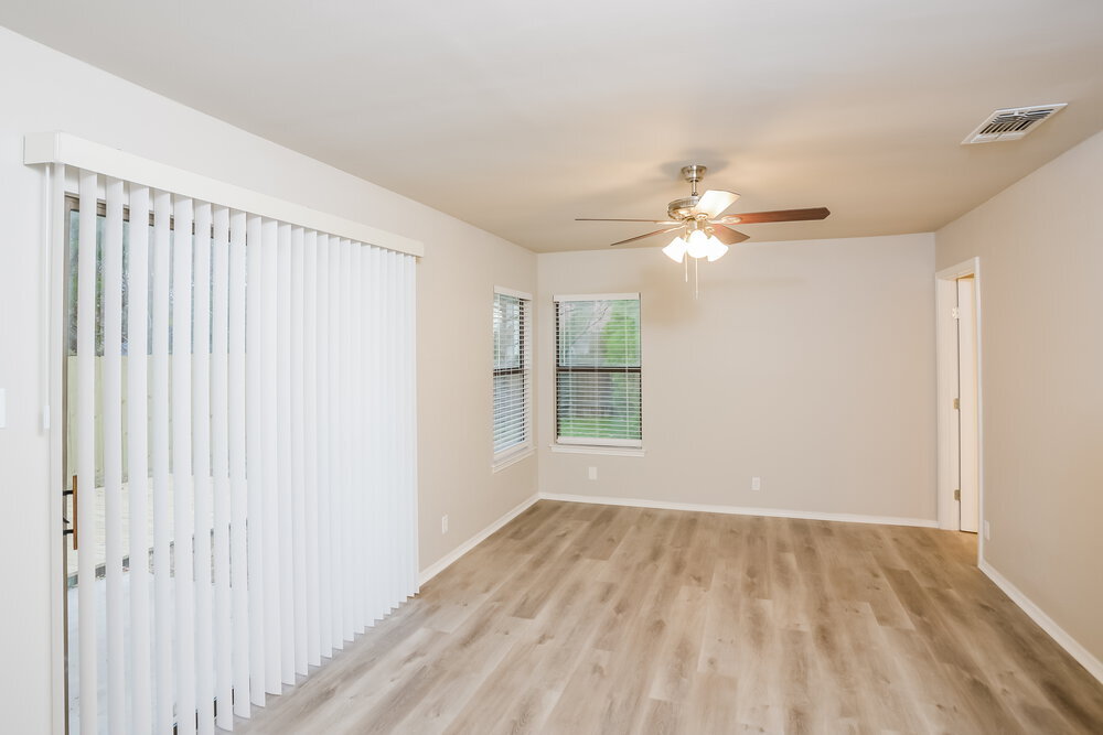 Building Photo - 9335 Autumn Storm