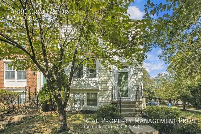 Primary Photo - Terrific 3 Level End Unit Townhome For Ren...