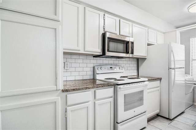 Building Photo - 3205 Donnelly Cir