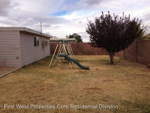 Building Photo - 310 Elgin St