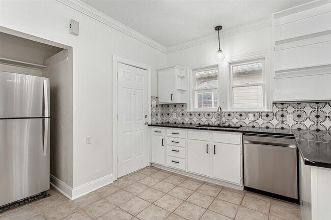 Building Photo - 4204 Prescott Ave