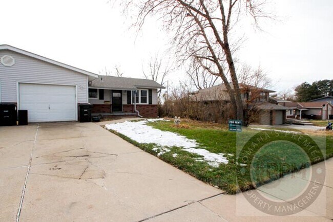 Building Photo - 12317 Weir St