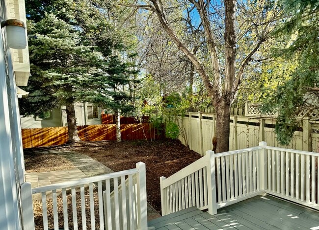 Building Photo - 4949 Tesla Cir