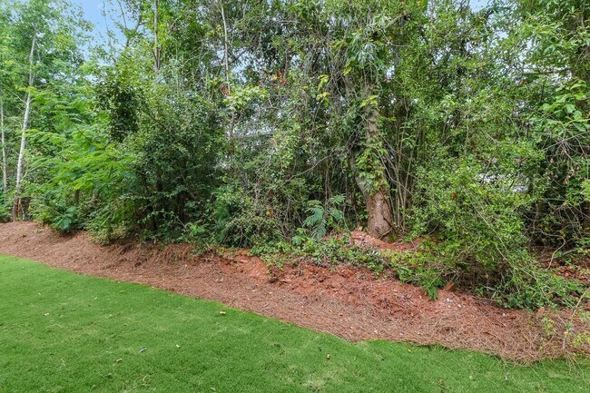 Building Photo - 15 Sprayberry Rd