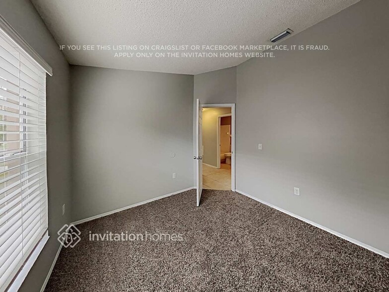 Building Photo - 829 Bella Vista Way