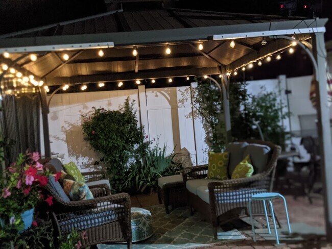 Building Photo - 43 Riverside St