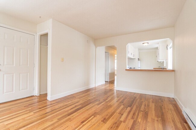 Building Photo - 3424 NE 79th Ave