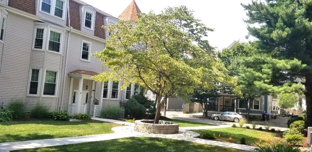 Building Photo - 8 Slocum St