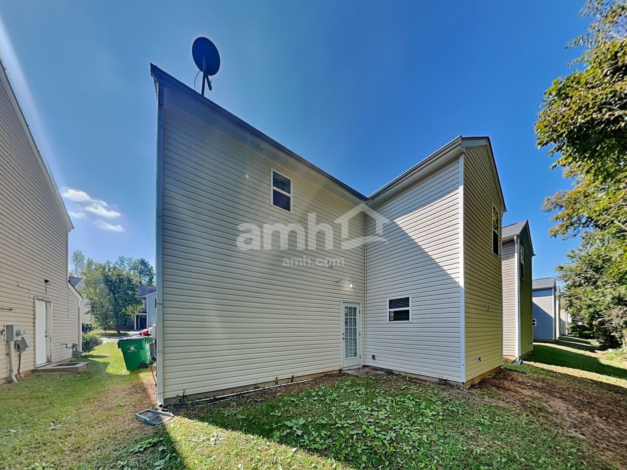 Building Photo - 6215 Thompson Brook Ln