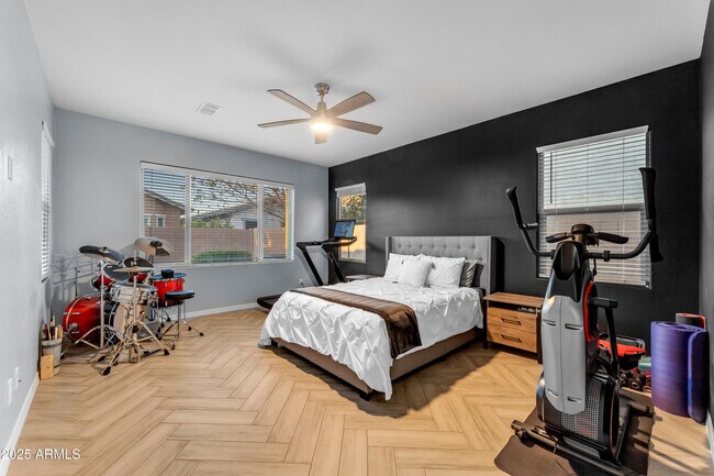 Building Photo - 3938 E Ficus Way