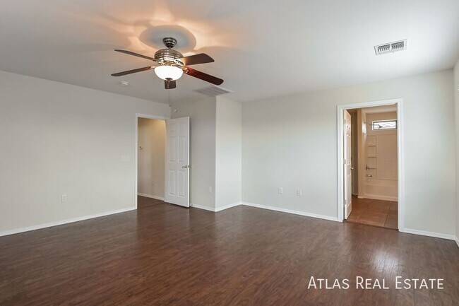 Building Photo - 6650 S Blue Wing Dr