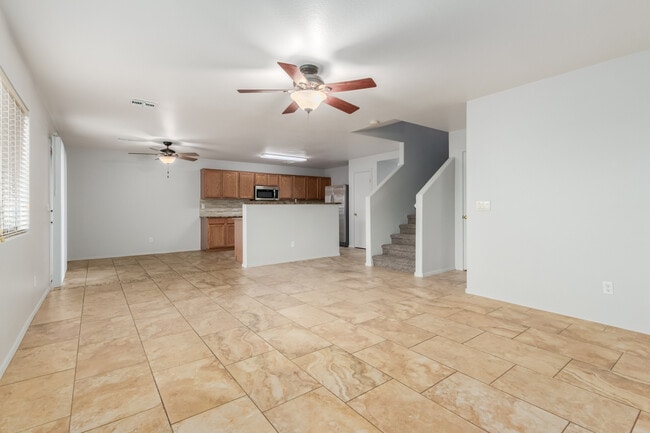 Building Photo - 2574 E Meadow Mist Ln