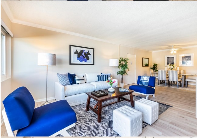 Building Photo - Resort Like Building 1+1