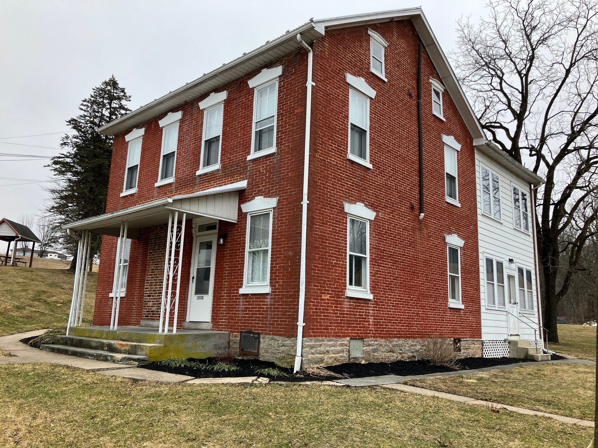 Building Photo - 1353 Irish Creek Rd