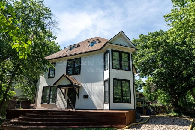 Building Photo - 169 S Belmont St