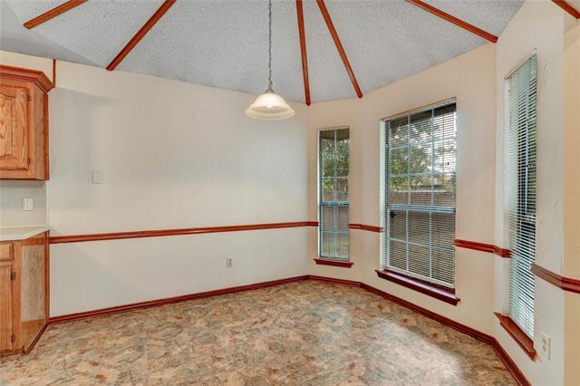 Building Photo - 8241 Christie Dr