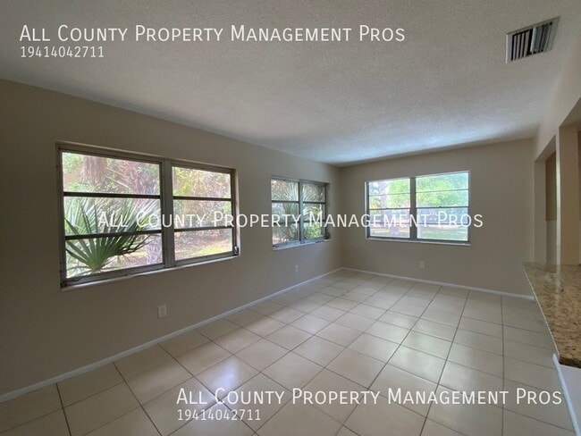 Building Photo - 3150 Jennings Dr