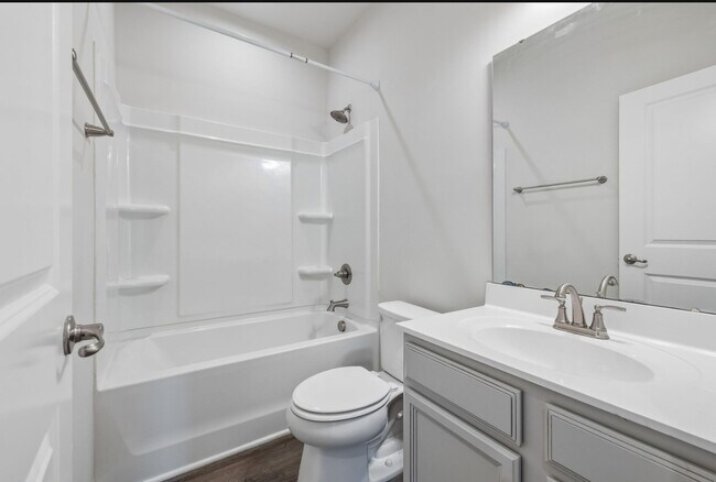 Building Photo - 308 Grassy Glen Dr
