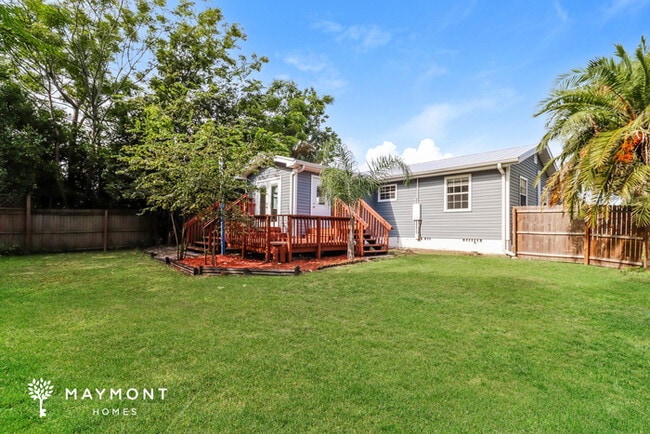 Building Photo - 1306 Sutherland Dr