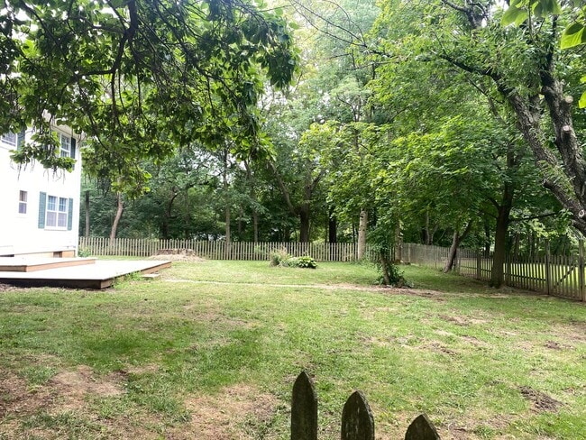 Building Photo - Coming Soon!!! Beautiful, Picture Perfect ...