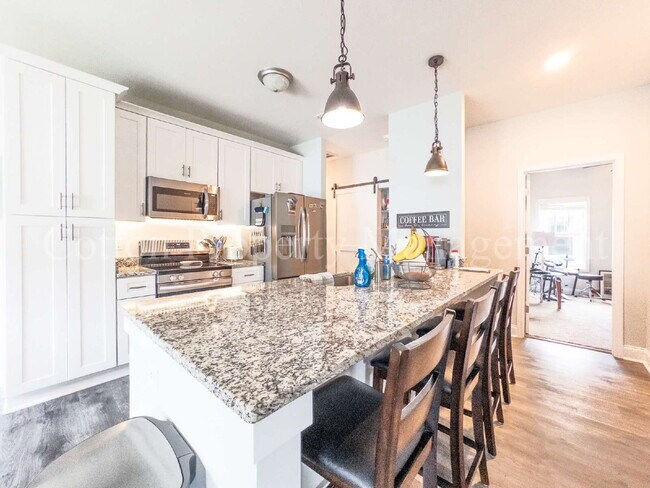 Building Photo - 1163 Dan Owen Dr