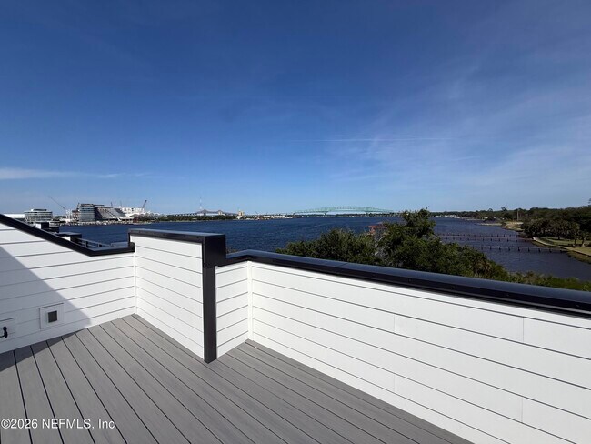 Building Photo - 2054 Prudential Dr