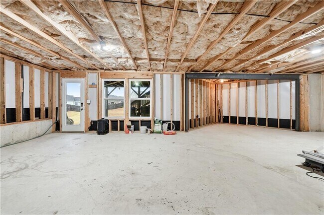 Building Photo - 1586 Garden View Dr