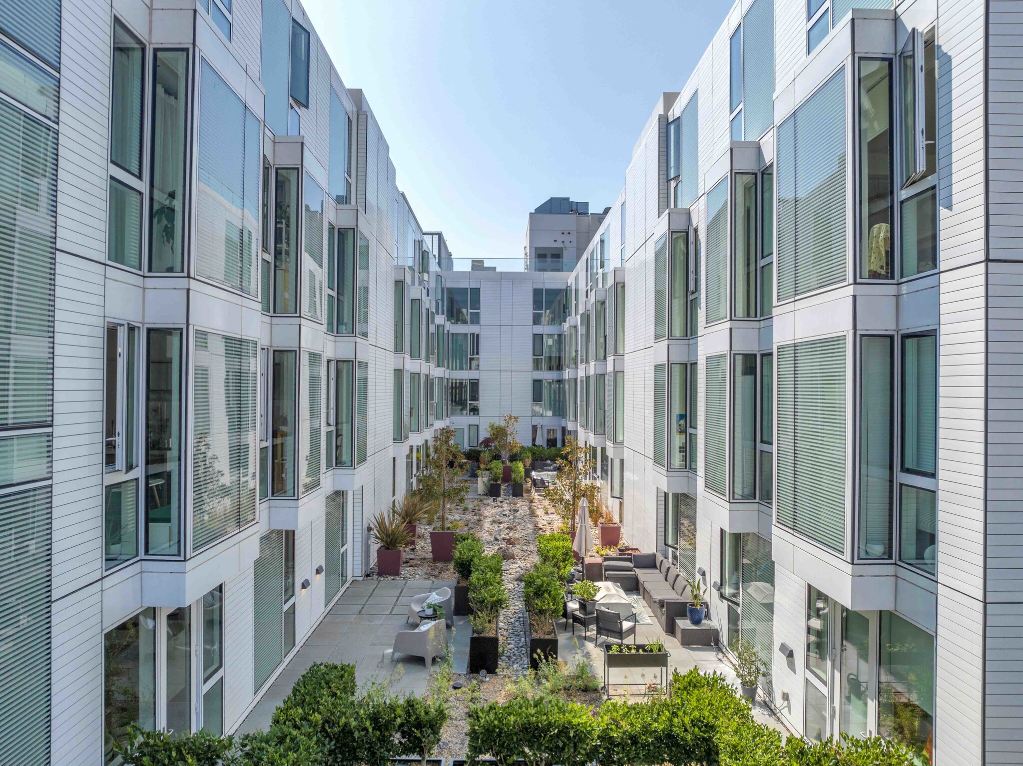 Building Photo - 555 Fulton St