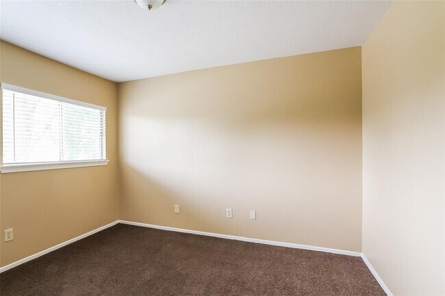 Building Photo - 8510 Cookwood Dr