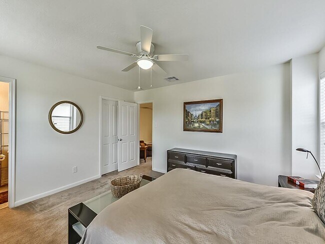 Building Photo - 15223 Sunlight Bay Ct