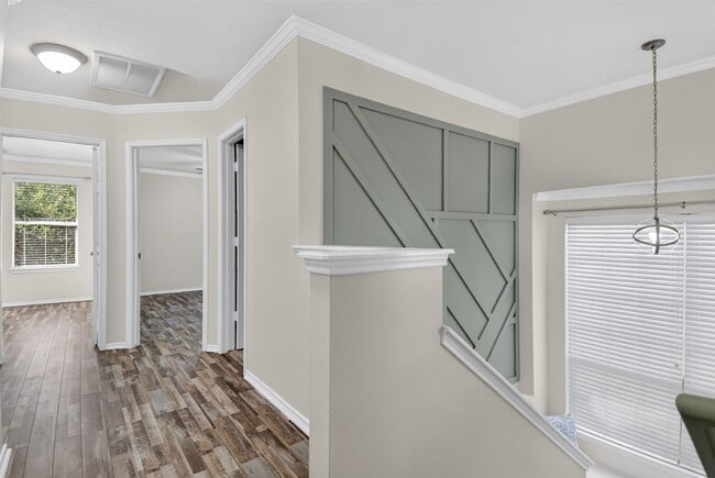 Building Photo - 38 Wineberry Pl