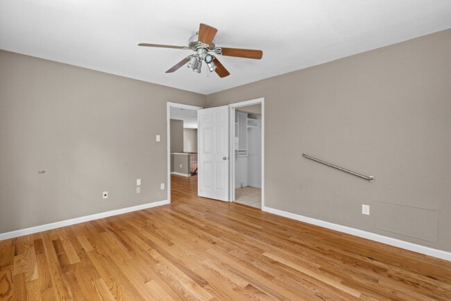 Building Photo - 1293 Kennebec Rd