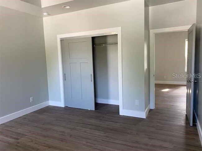 Building Photo - 25459 Shore Dr
