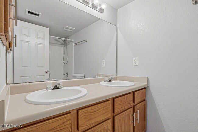 Building Photo - 712 Paseo De Suerte Dr