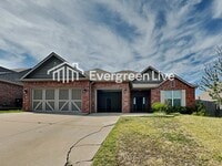 Building Photo - 2114 E 132nd St S