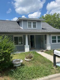 Building Photo - AVAILABLE NOW! Move-In Special Available – Free First Month’s Rent!